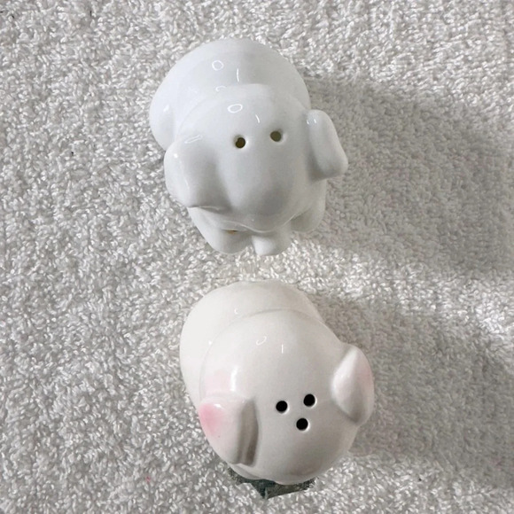 Vintage Ceramic Pig  Couple Salt & Pepper Shakers - Picture 7 of 10